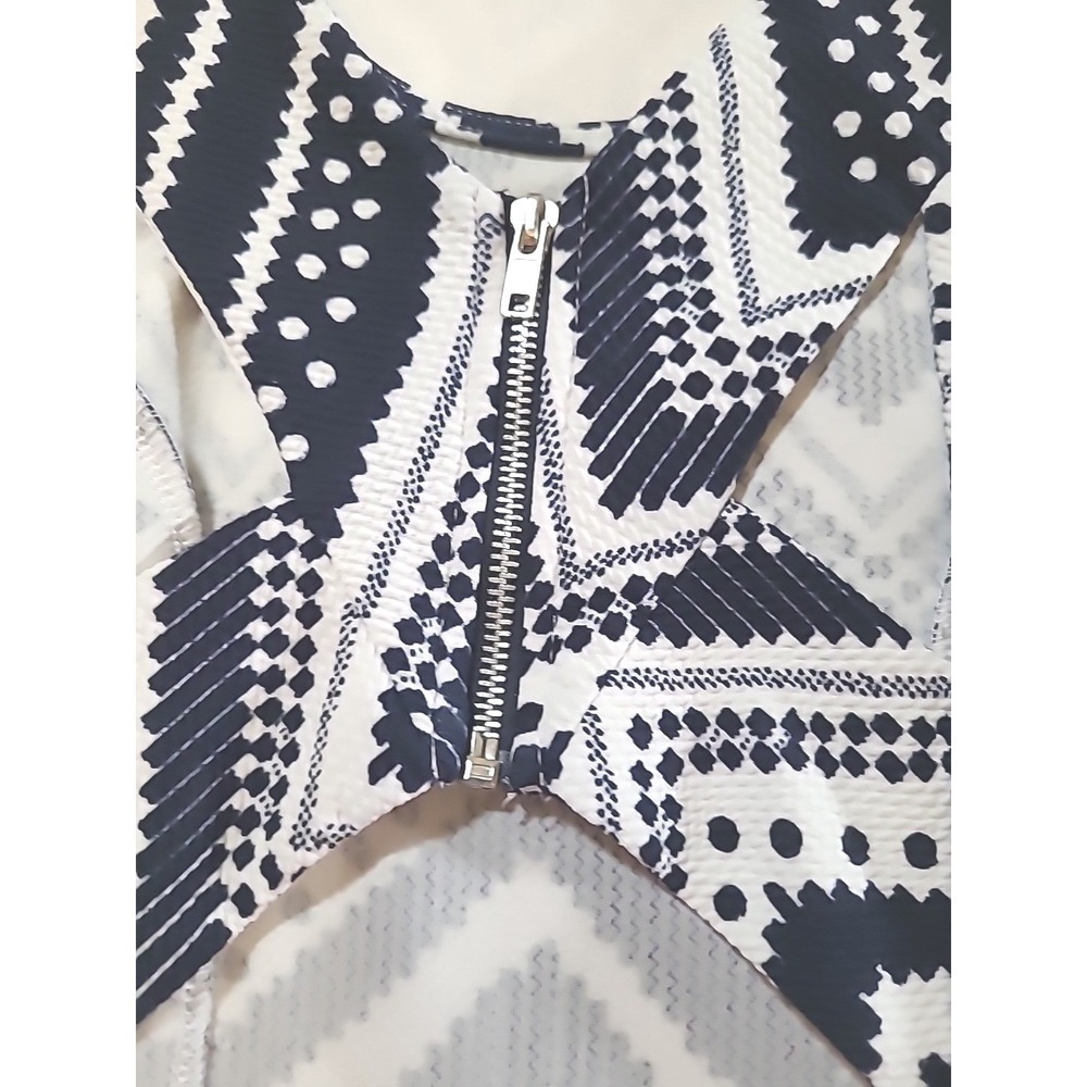 Maurices Sun Dress Size Medium Black & White Sleeveless 1/4 Zipper Back Heavier - Picture 12 of 16